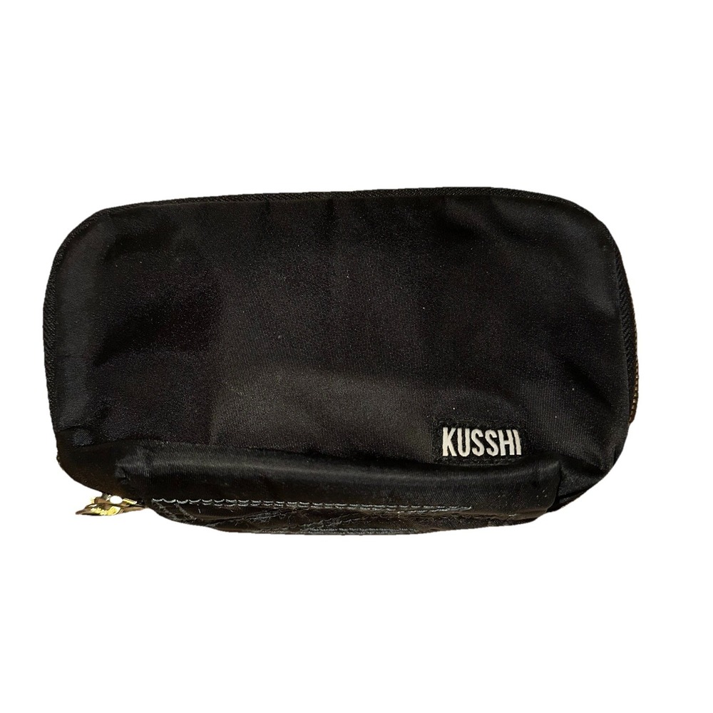 Kusshi Everyday Makeup Bag Black Nylon 7‎ x 3 x 5